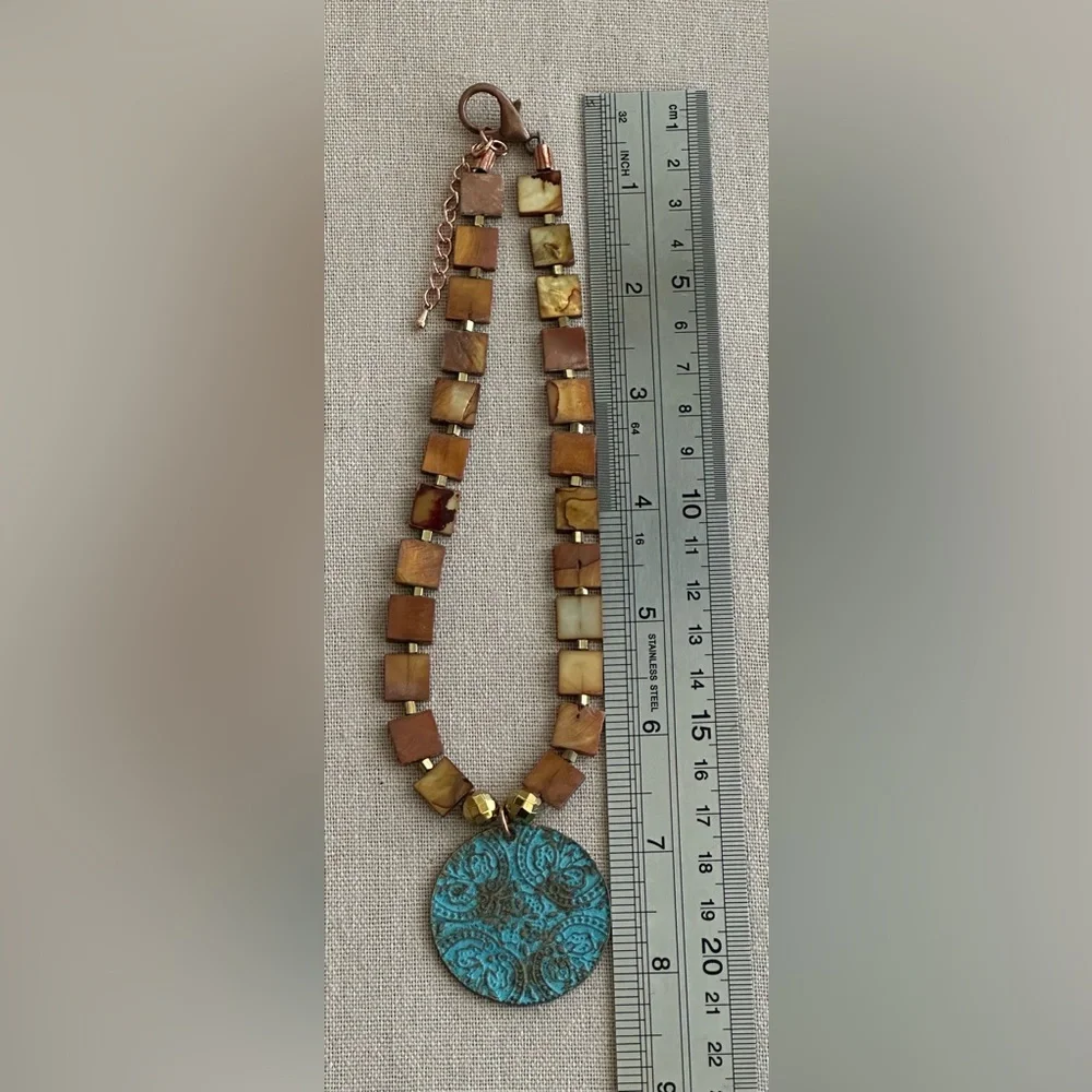 16 inch Mother of Pearl Choker necklace NWOT - Picture 13 of 13